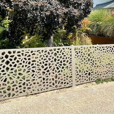 Zaunsystem mit Design DS-21 nach Maß angefertigt - ARTIG METALL